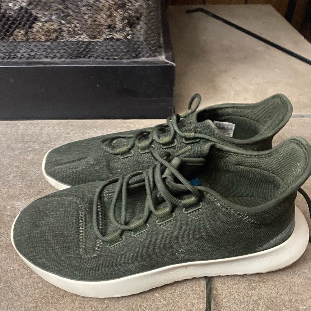 Adidas Tubular Shadow Night Cargo Olive Green Sneakers AQ0194 Womens Size 8